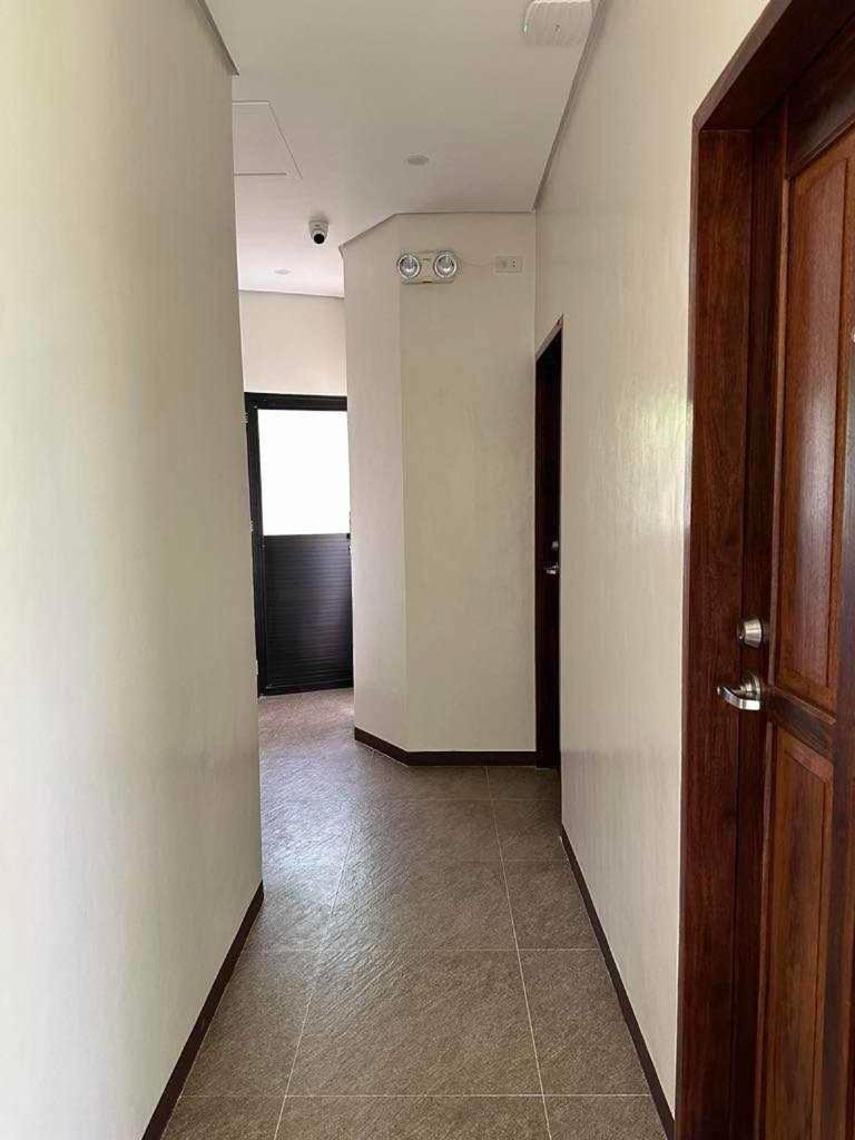 Jaijai'S Backpackers Inn 코른 외부 사진