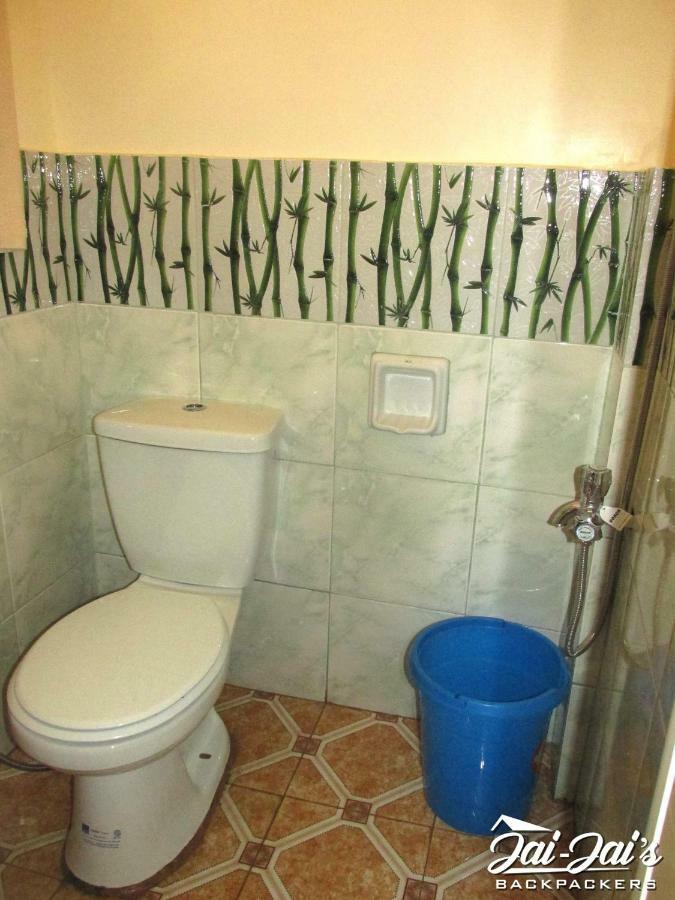Jaijai'S Backpackers Inn 코른 외부 사진